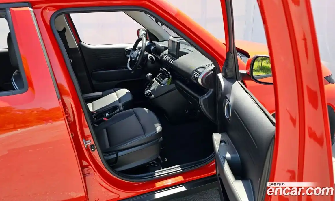 Hyundai Casper 2022 1.0 автомат (гидро), фото 18