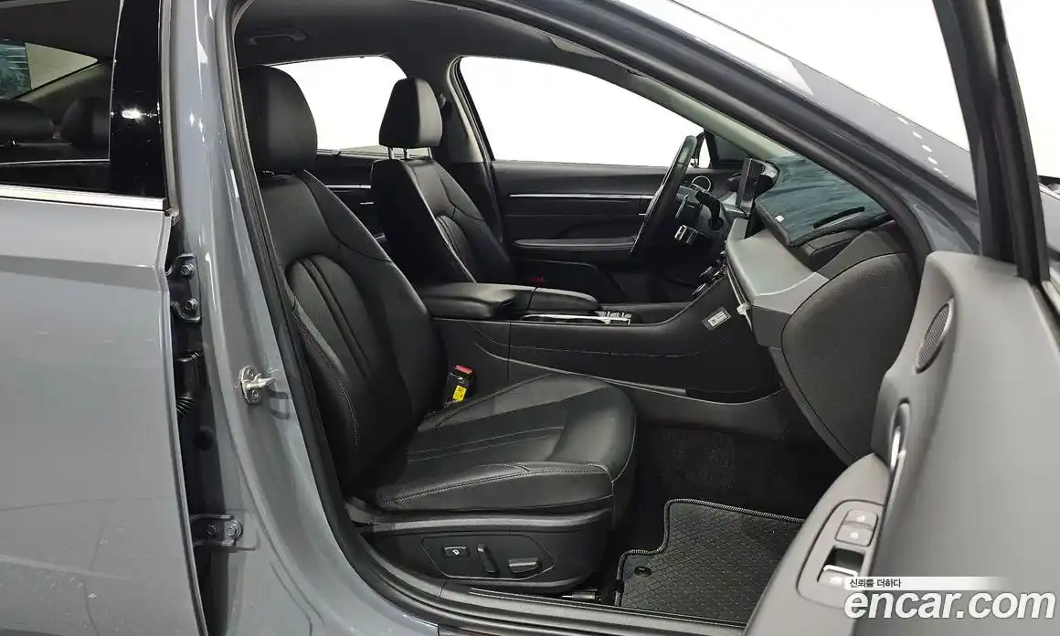 Hyundai Sonata 2023 2.0 гидро, фото 10