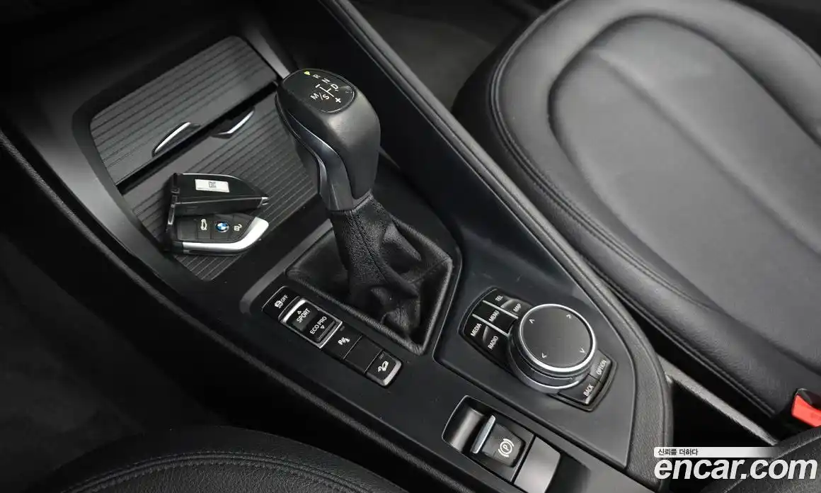 BMW X1 2017 2.0 гидро, фото 12