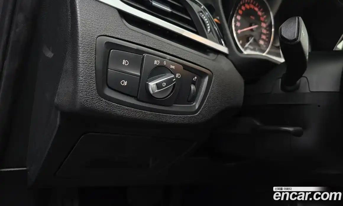BMW X1 2017 2.0 гидро, фото 22