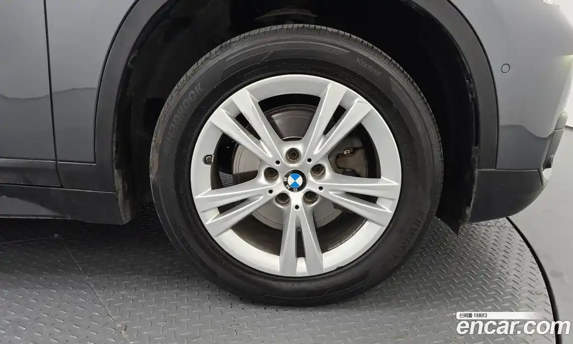 BMW X1 2017 2.0 гидро, фото 7