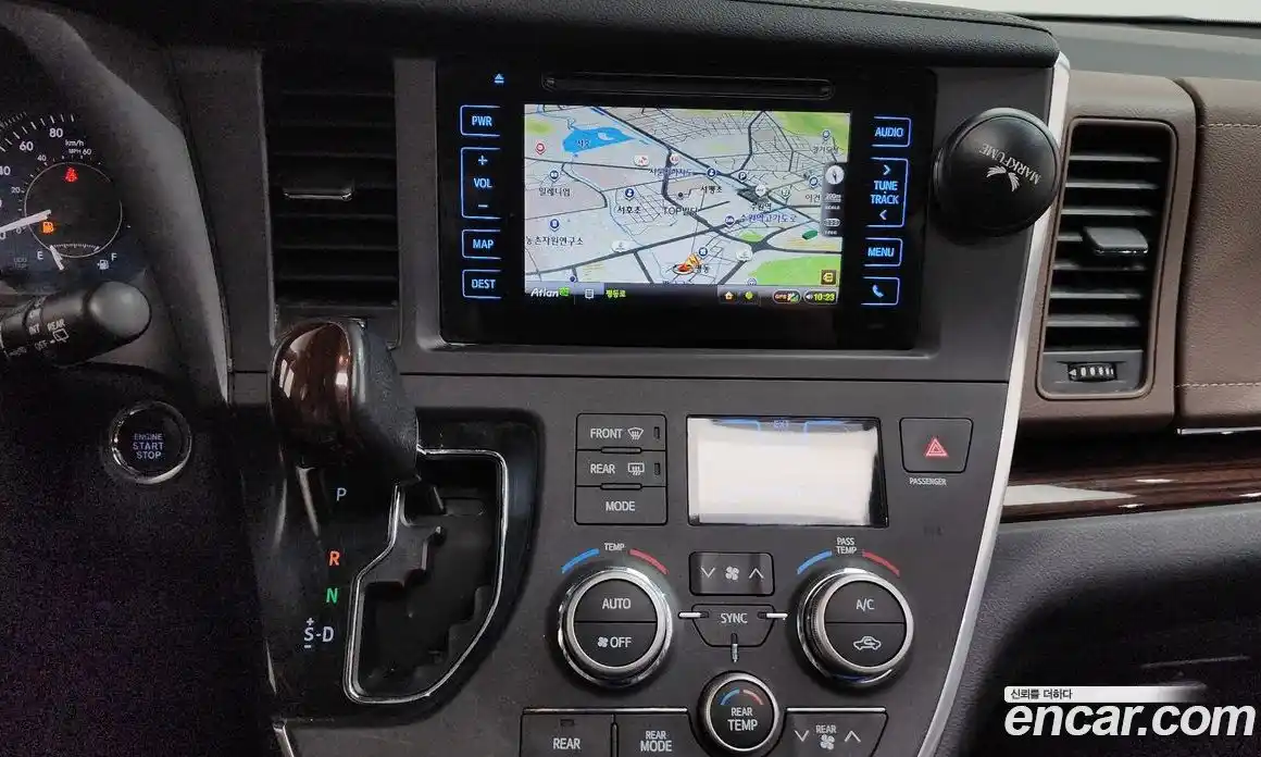 Toyota Sienna 2017 3.5 гидро, фото 14