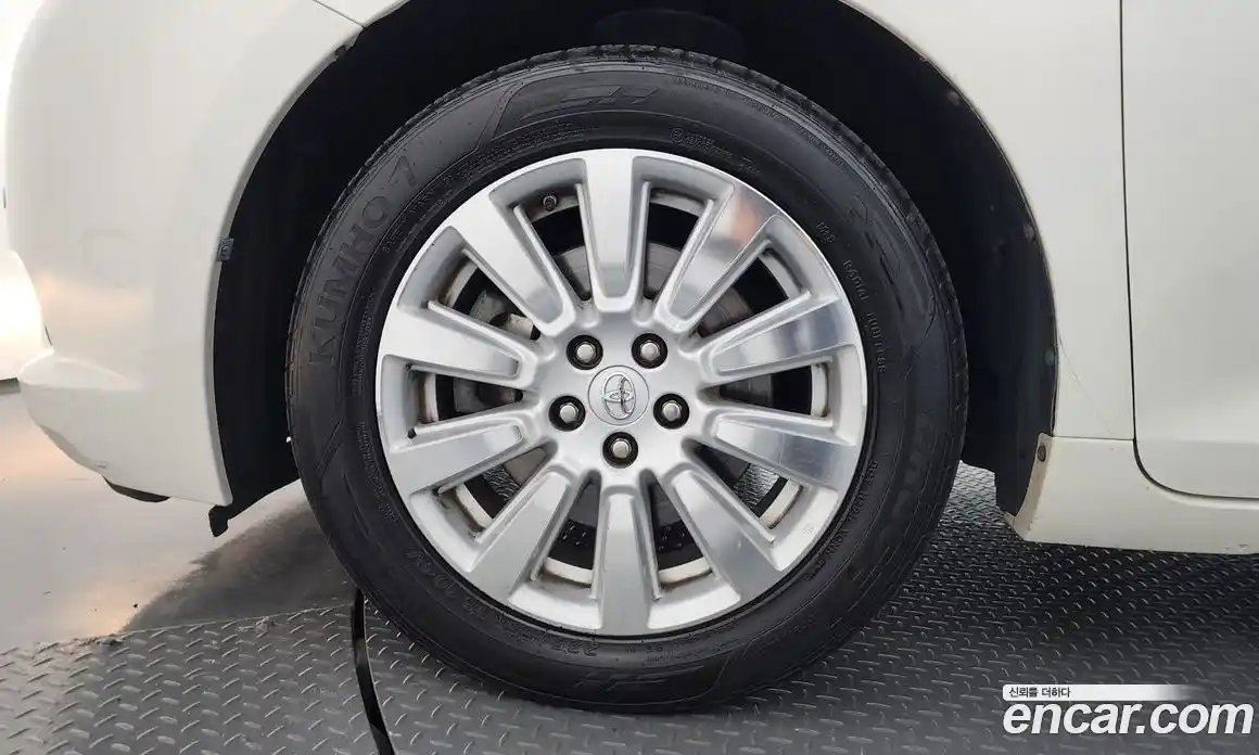 Toyota Sienna 2017 3.5 гидро, фото 5