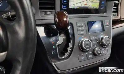 Toyota Sienna 2017 3.5 гидро, миниатюра 9