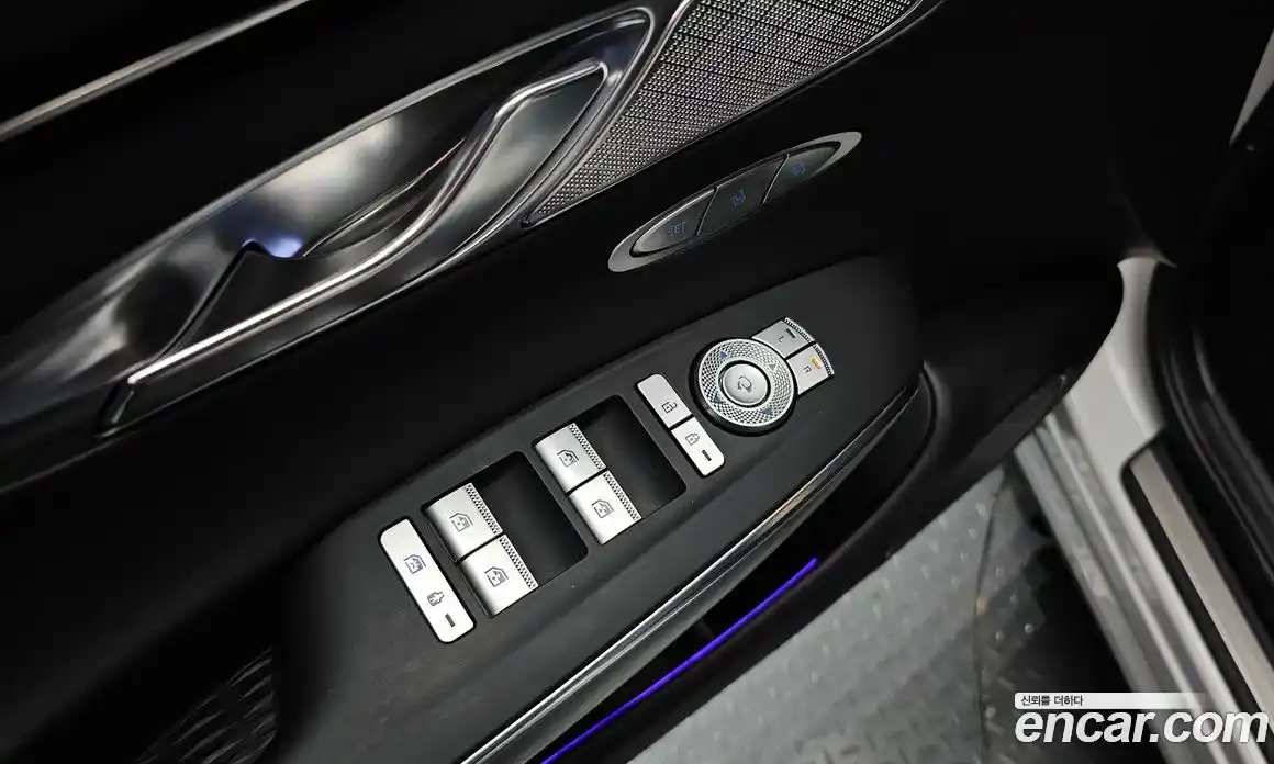 Genesis GV70 2022 0.1 гидро, фото 16