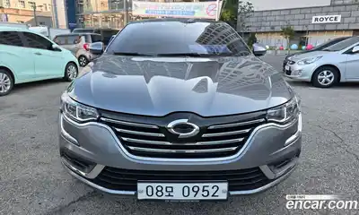 Renault SM6