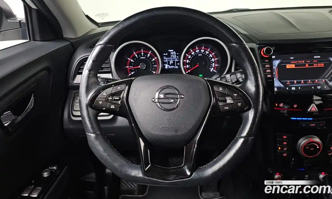 SsangYong TIBOLI 2018 1.6 автомат (гидро), фото 13