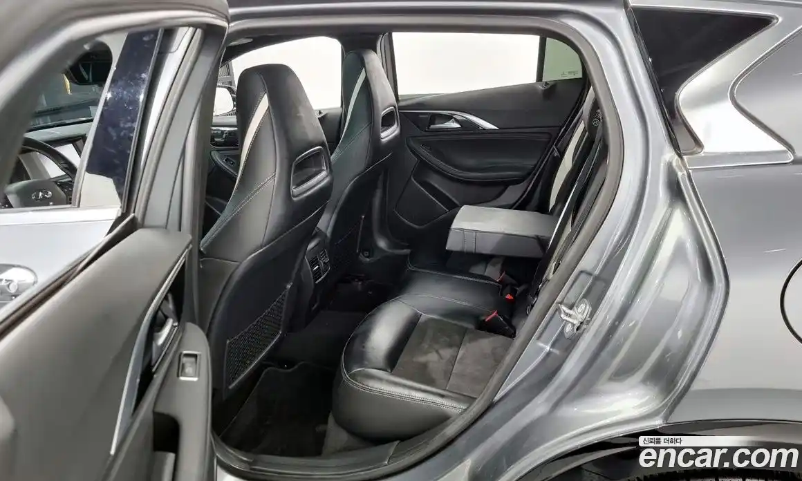 Infiniti Q30 2019 2.0 гидро, фото 11