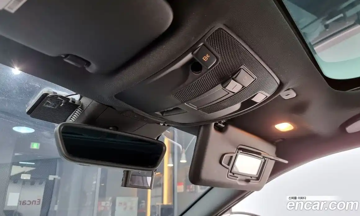 Infiniti Q30 2019 2.0 гидро, фото 18