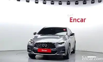 Infiniti Q30 2019 2.0 гидро, миниатюра 3