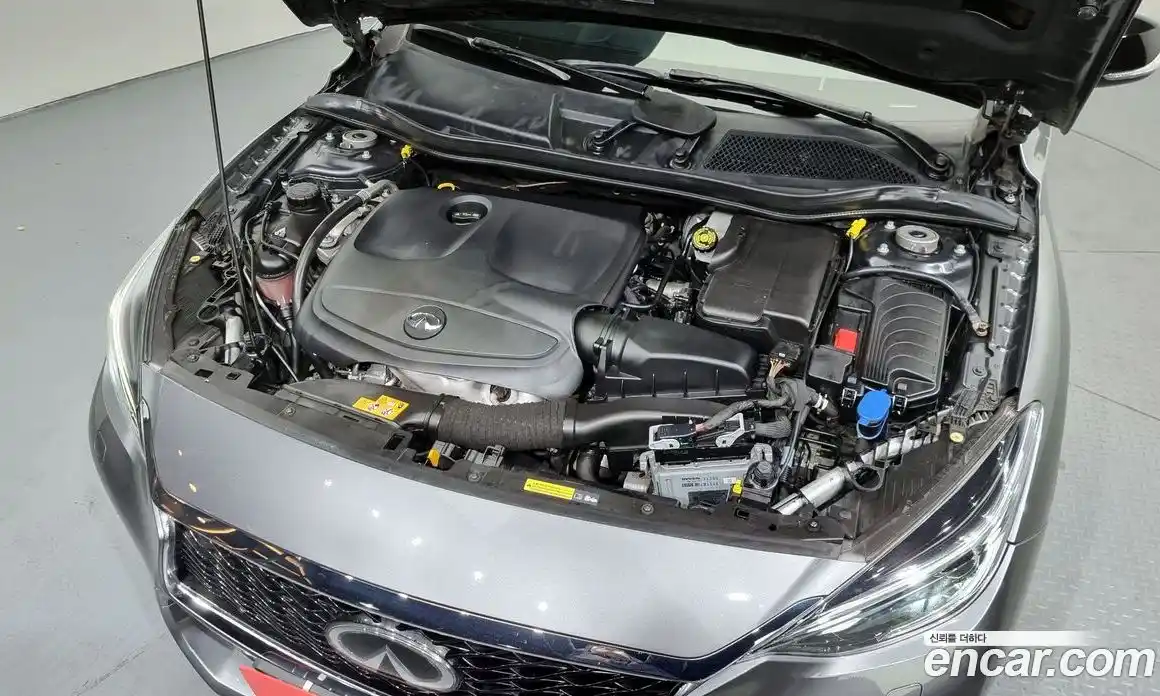 Infiniti Q30 2019 2.0 гидро, фото 6