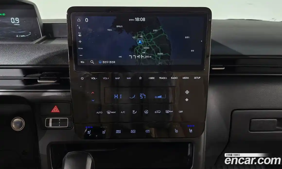 Hyundai Staria 2023 2.2 гидро, фото 14