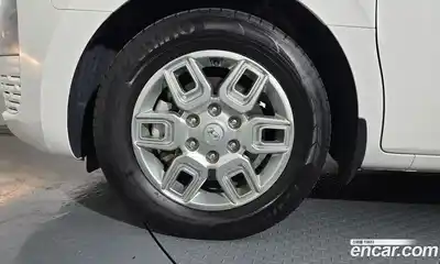 Hyundai Staria 2023 2.2 гидро, миниатюра 5