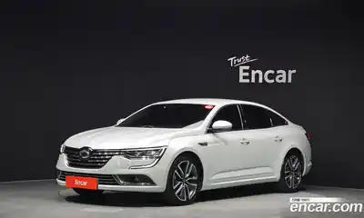 Renault SM6