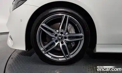 Mercedes-Benz E-Class 2018 1.9 гидро, миниатюра 5