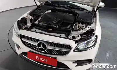 Mercedes-Benz E-Class 2018 1.9 гидро, миниатюра 6