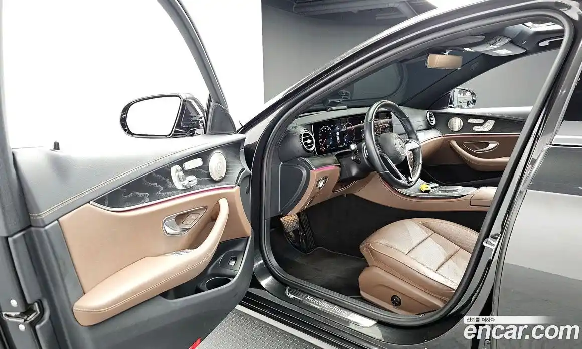 Mercedes-Benz E-Class 2021 2.0 автомат (гидро), фото 11