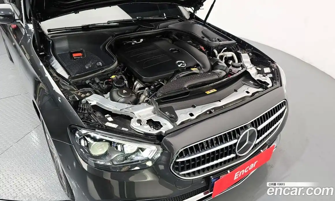 Mercedes-Benz E-Class 2021 2.0 автомат (гидро), фото 6