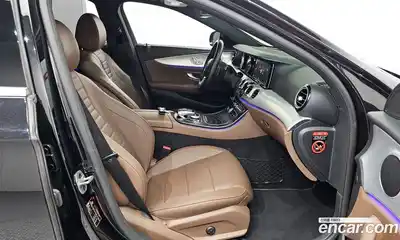 Mercedes-Benz E-Class 2019 2.0 автомат (гидро), миниатюра 11