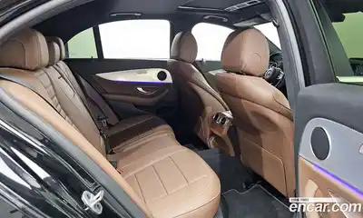 Mercedes-Benz E-Class 2019 2.0 автомат (гидро), миниатюра 12