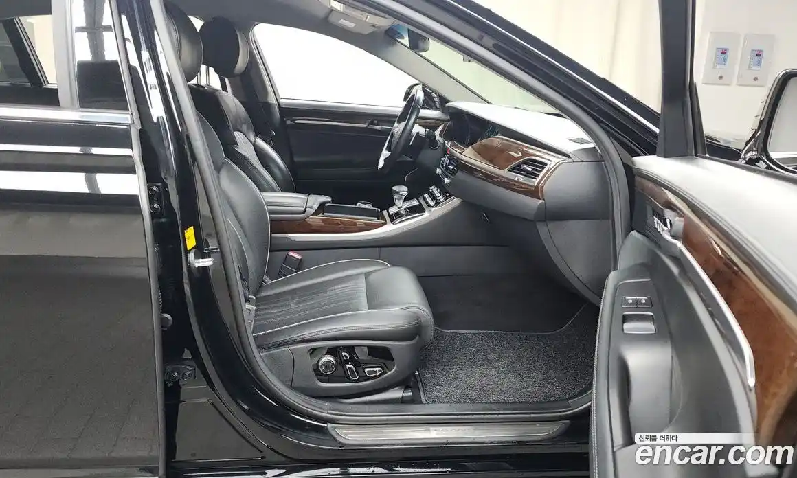 Genesis EQ900 2016 5.0 автомат (гидро), фото 11