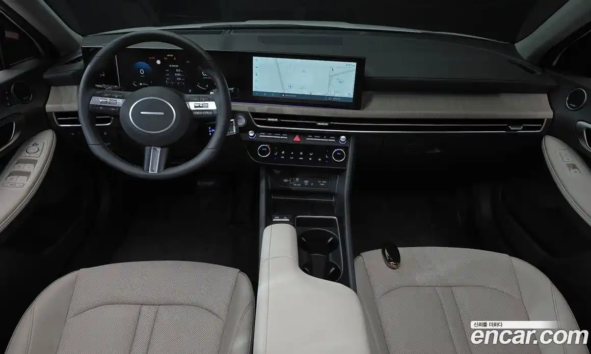 Hyundai Sonata 2024 1.6 автомат (гидро), фото 7