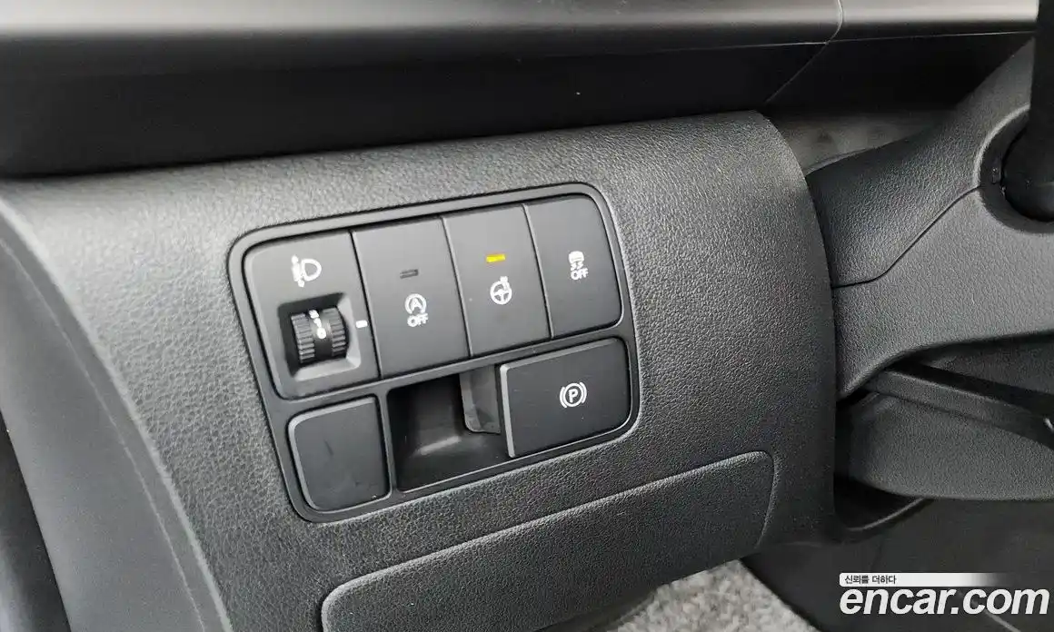 Hyundai Staria 2023 2.2 гидро, фото 28