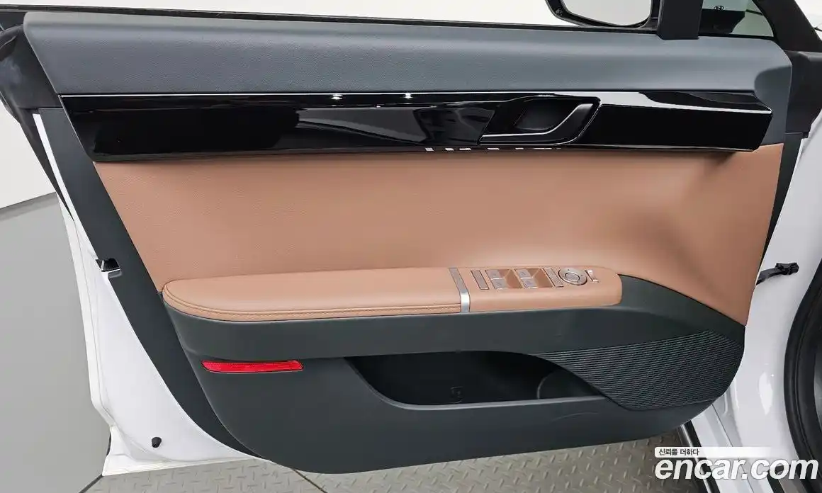 Hyundai Grandeur 2024 2.5 гидро, фото 13