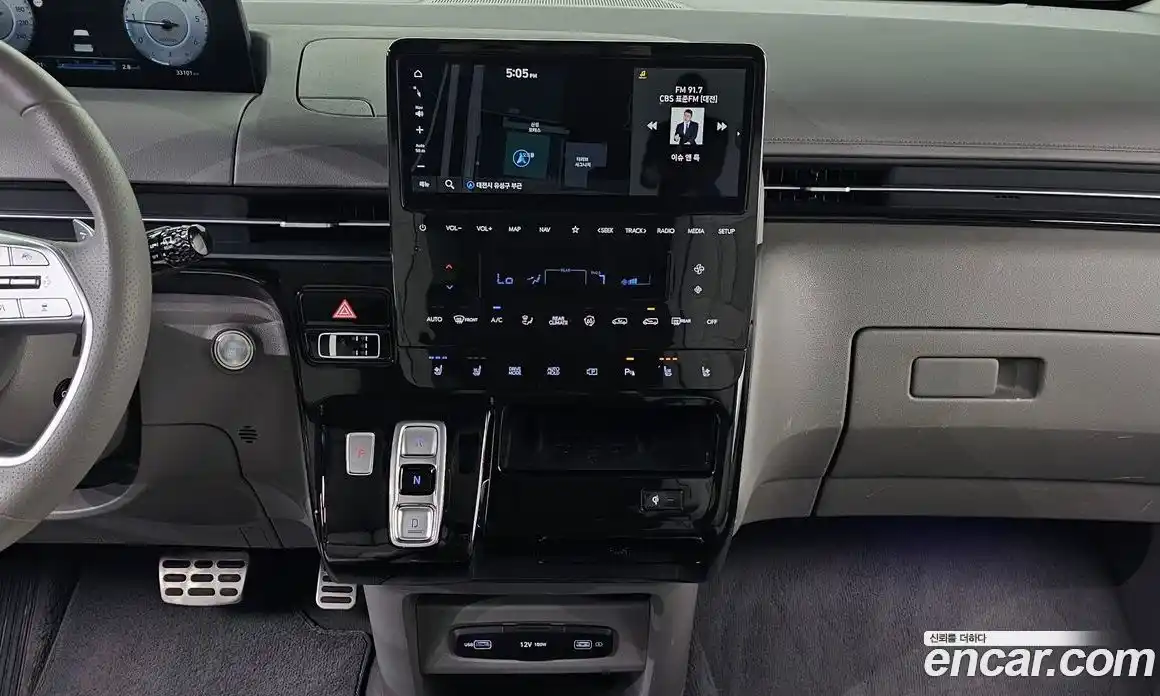 Hyundai Staria 2023 2.2 автомат (гидро), фото 19