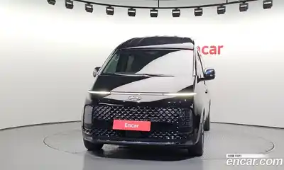 Hyundai Staria 2023 2.2 автомат (гидро), миниатюра 3