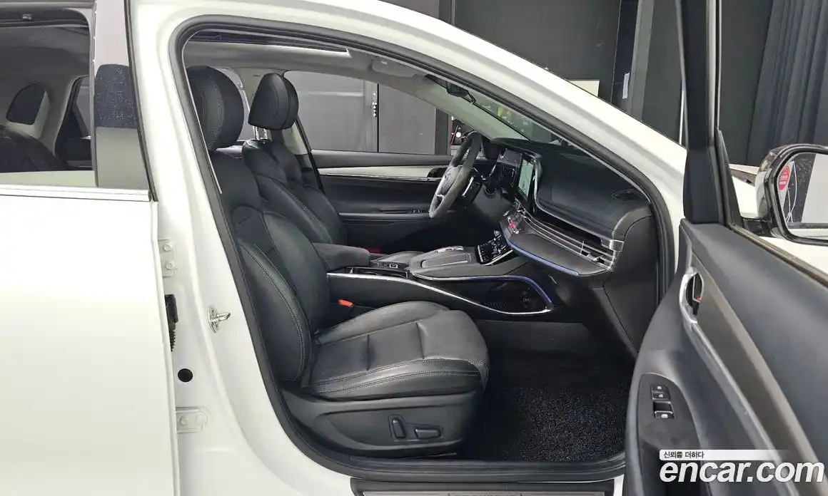 Hyundai Grandeur 2022 3.3 автомат (гидро), фото 12