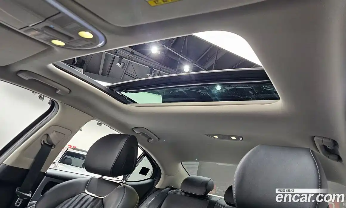 Genesis G70 2019 2.0 автомат (гидро), фото 23