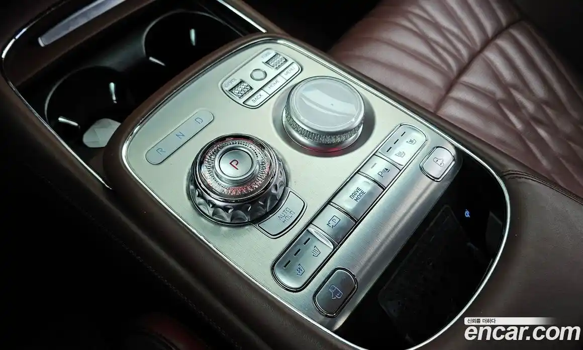 Genesis G90 2023 3.5 гидро, фото 12