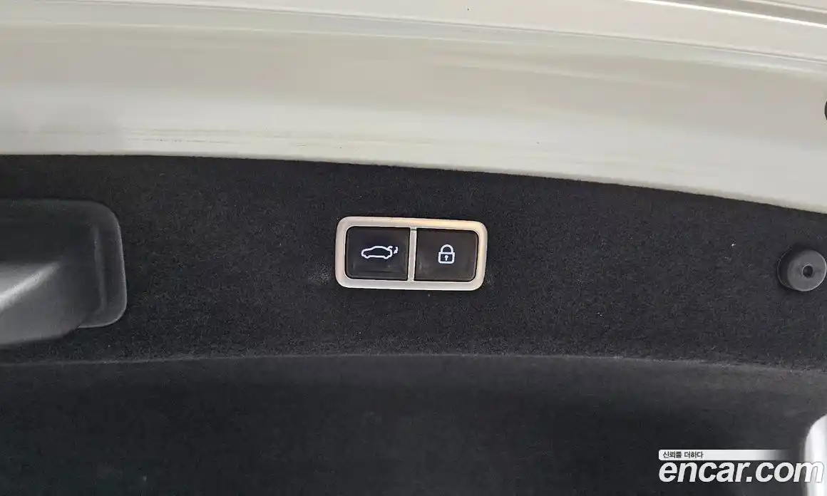 Genesis G90 2023 3.5 гидро, фото 36