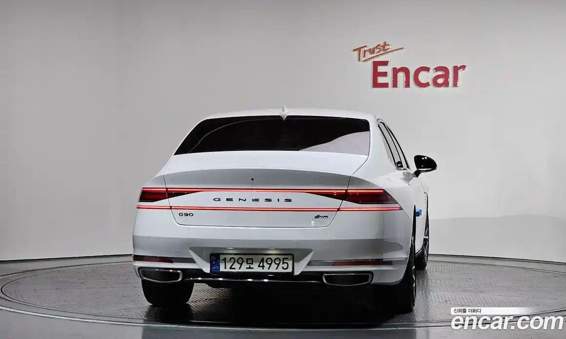 Genesis G90 2023 3.5 гидро, фото 4