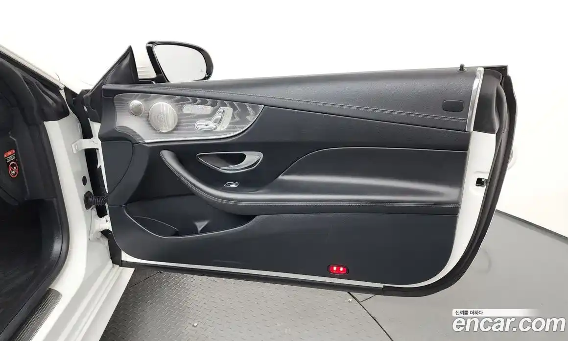 Mercedes-Benz E-Class 2022 3.0 гидро, фото 15