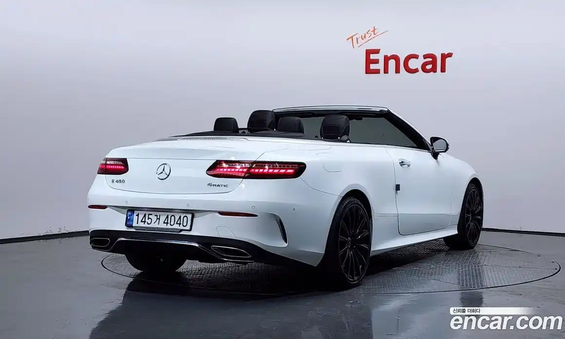 Mercedes-Benz E-Class 2022 3.0 гидро, фото 2
