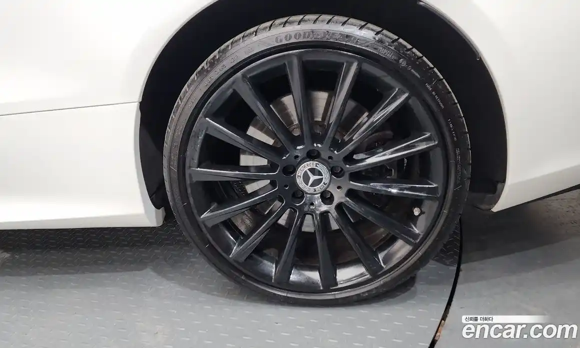 Mercedes-Benz E-Class 2022 3.0 гидро, фото 7