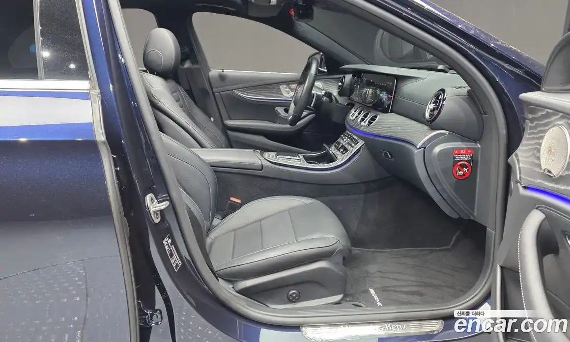 Mercedes-Benz E-Class 2022 2.0 гидро, фото 17