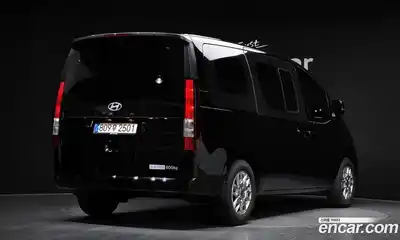 Hyundai Staria 2025 2.2 гидро, миниатюра 2