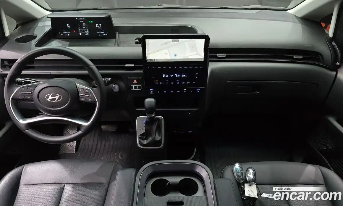 Hyundai Staria 2025 2.2 гидро, фото 10