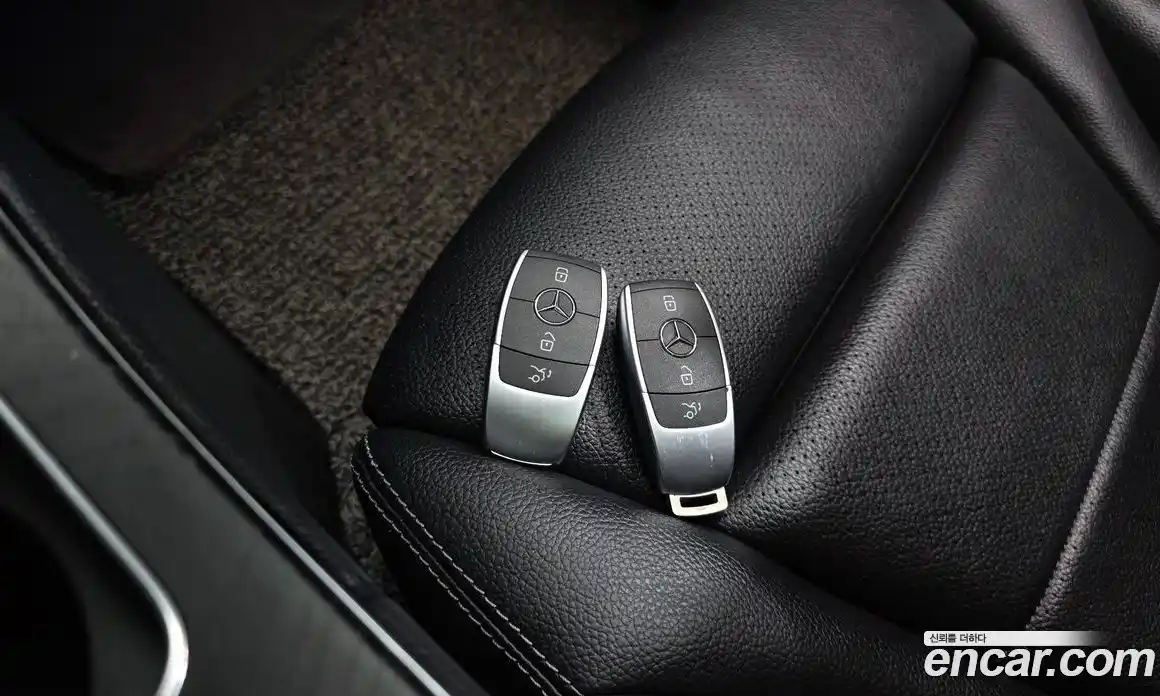 Mercedes-Benz C-Class 2018 1.9 гидро, фото 27 Mercedes-Benz C-Class 2018 1.9 гидро, фото 27
