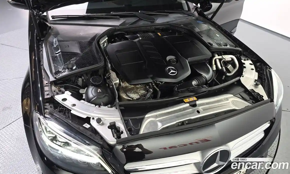 Mercedes-Benz C-Class 2018 1.9 гидро, фото 5 Mercedes-Benz C-Class 2018 1.9 гидро, фото 5