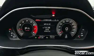 Audi Q3 2023 2.0 автомат (гидро), миниатюра 8