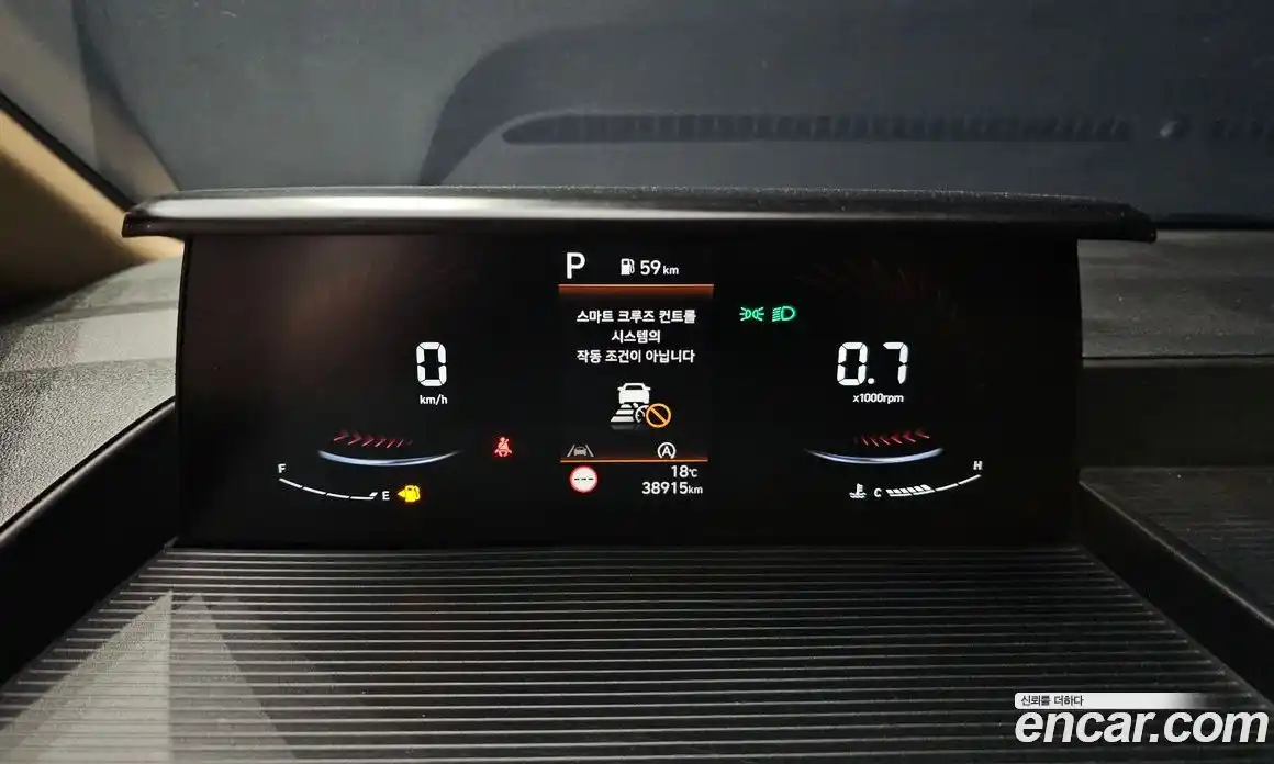 Hyundai Staria 2024 2.2 гидро, фото 11