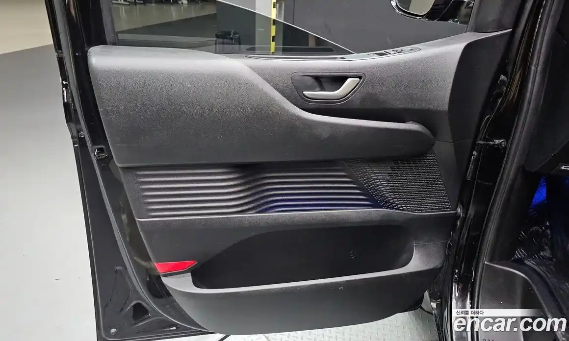 Hyundai Staria 2024 2.2 гидро, фото 14
