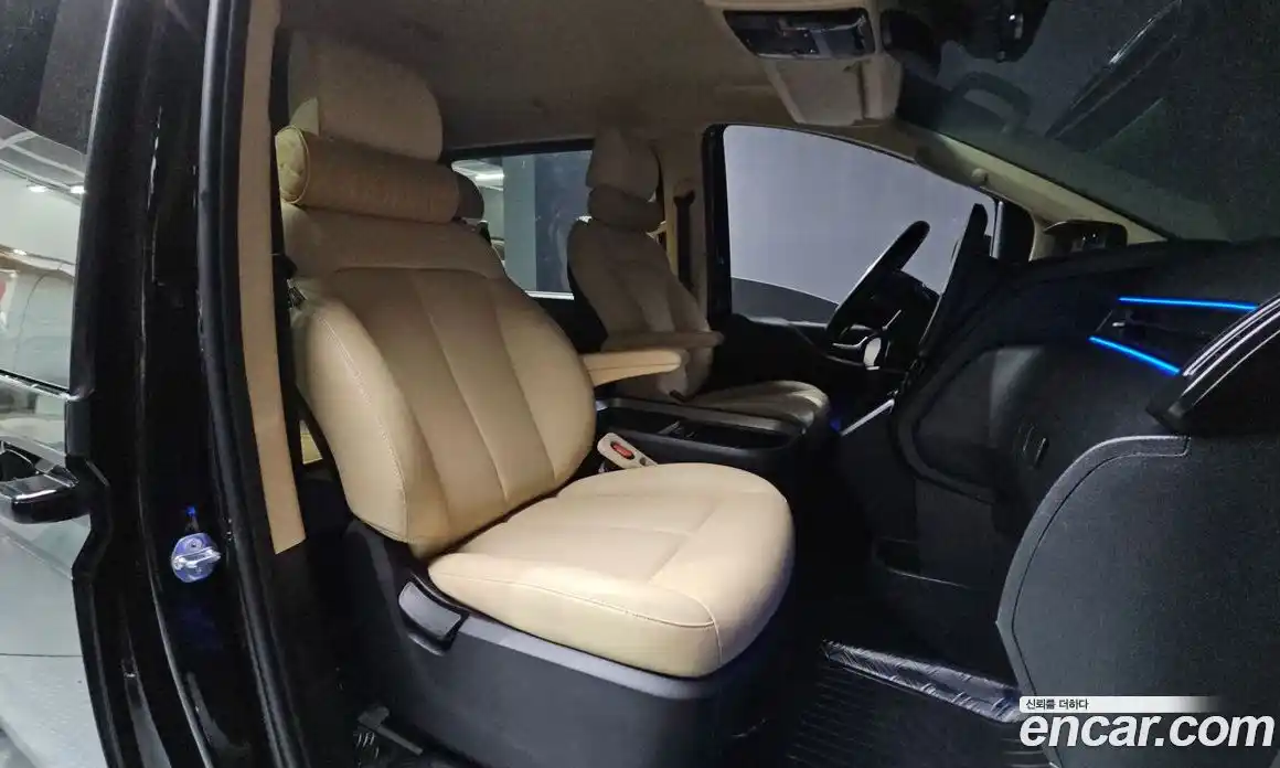 Hyundai Staria 2024 2.2 гидро, фото 32