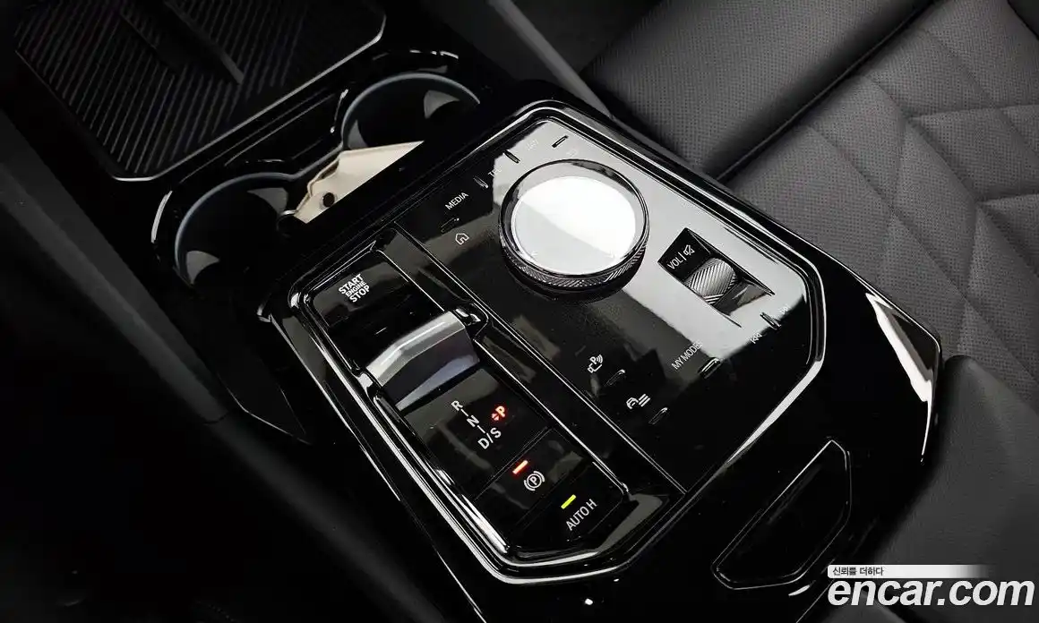 BMW 5-Series 2023 2.0 гидро, фото 12