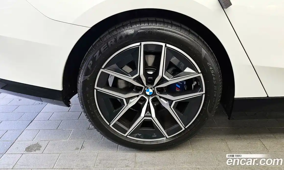 BMW 5-Series 2023 2.0 гидро, фото 5