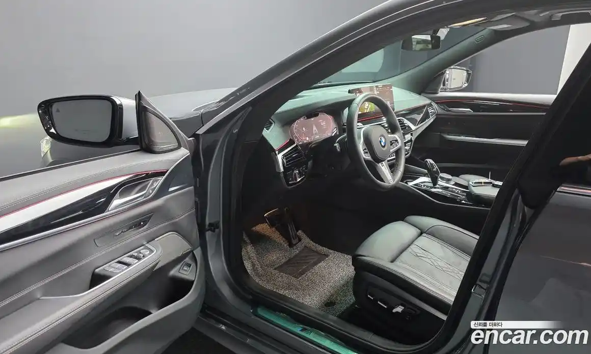 BMW 6-Series 2024 3.0 гидро, фото 13